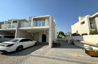 Villa - 3 Bedrooms - 3 Bathrooms for rent in Albizia - Damac Hills 2 - Dubai