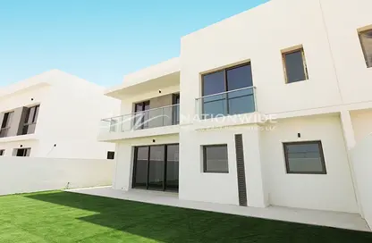 Villa - 4 Bedrooms - 6 Bathrooms for sale in Redwoods - Yas Acres - Yas Island - Abu Dhabi