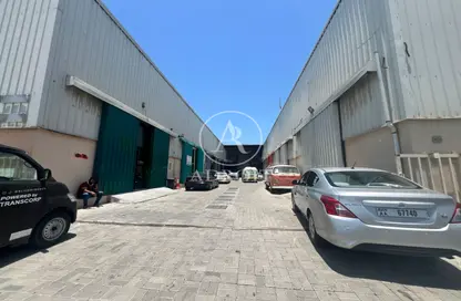 Warehouse - Studio for sale in Dubai Investment Park (DIP) - Dubai