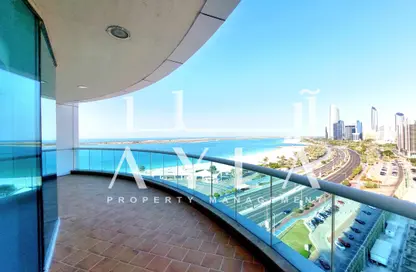 Duplex - 4 Bedrooms - 5 Bathrooms for rent in Corniche Road - Abu Dhabi