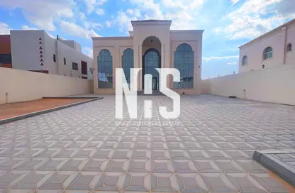 Villa - 7 Bedrooms for sale in Madinat Al Riyad - Abu Dhabi