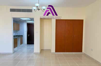 Apartment - 1 Bathroom for rent in Greece Cluster - International City - Dubai