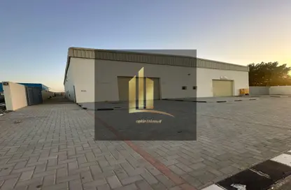 Warehouse - Studio - 4 Bathrooms for sale in Al Jlail - Al Sajaa - Sharjah