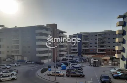 Apartment - 3 Bedrooms - 5 Bathrooms for sale in Tower 5 - Al Reef Downtown - Al Reef - Abu Dhabi