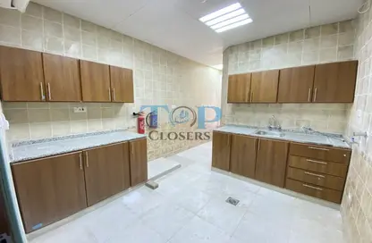 Apartment - 1 Bedroom - 2 Bathrooms for rent in Al Dafeinah - Asharej - Al Ain