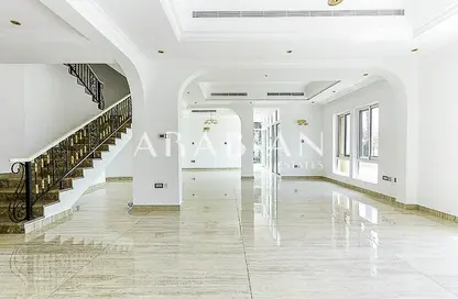 Villa - 4 Bedrooms - 5 Bathrooms for rent in Cluster 14 - Jumeirah Islands - Dubai