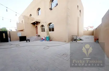 Villa - 3 Bedrooms - 4 Bathrooms for rent in Mirdif - Dubai