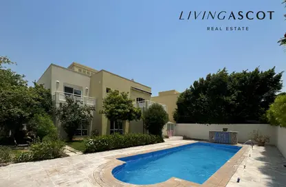 Villa - 5 Bedrooms - 3 Bathrooms for rent in Meadows 4 - Meadows - Dubai