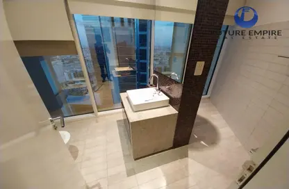 Apartment - 2 Bedrooms - 2 Bathrooms for rent in Park Place Tower - Sheikh Zayed Road - Dubai