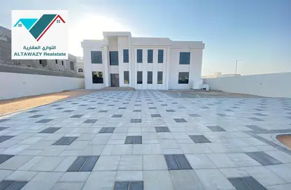 Villa - 7 Bedrooms for rent in Madinat Al Riyad - Abu Dhabi