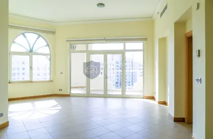 Apartment - 3 Bedrooms - 4 Bathrooms for sale in Jash Falqa - Shoreline Apartments - Palm Jumeirah - Dubai