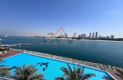 Apartment - 1 Bedroom - 2 Bathrooms for rent in Azure Residences - Palm Jumeirah - Dubai