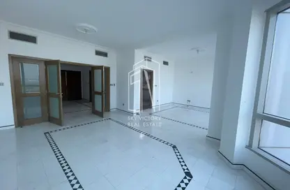 Apartment - 3 Bedrooms - 4 Bathrooms for rent in Corniche Road - Abu Dhabi