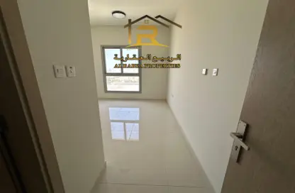 Apartment - 2 Bedrooms - 3 Bathrooms for rent in Al Jurf 2 - Al Jurf - Ajman Downtown - Ajman