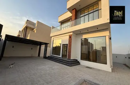 Apartment - 4 Bedrooms - 7 Bathrooms for rent in Hoshi 1 - Hoshi - Al Badie - Sharjah