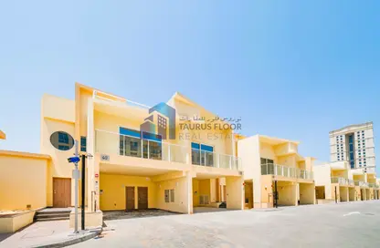 Villa - 3 Bedrooms - 5 Bathrooms for rent in Dhiyafa Building - Al Badaa - Dubai