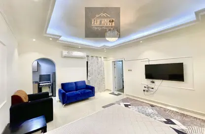 Apartment - 1 Bathroom for rent in Al Mushrif - Abu Dhabi