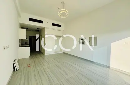 Apartment - 1 Bathroom for rent in Al Warsan 4 - Al Warsan - Dubai