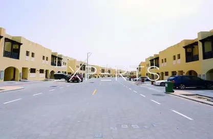 Townhouse - 3 Bedrooms - 3 Bathrooms for sale in Zone 7 - Hydra Village - Abu Dhabi