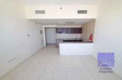 Apartment - Studio - 1 Bathroom for rent in Gulf Pearl Tower - Al Nahda - Sharjah