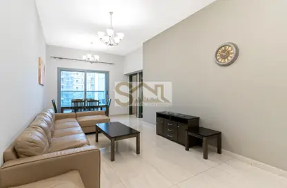 Apartment - 4 Bedrooms - 5 Bathrooms for rent in Elite Business Bay Residence - Business Bay - Dubai