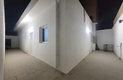 Villa - 2 Bedrooms - 2 Bathrooms for rent in Madinat Al Riyad - Abu Dhabi