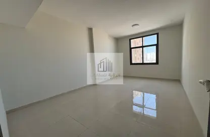 Apartment - 2 Bedrooms - 2 Bathrooms for rent in Al Jurf 3 - Al Jurf - Ajman Downtown - Ajman