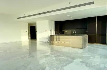 Apartment - 4 Bedrooms - 5 Bathrooms for sale in Grand Bleu Tower 2 - EMAAR Beachfront - Dubai Harbour - Dubai