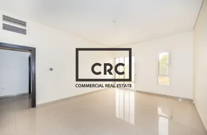 Villa - Studio - 4 Bathrooms for rent in Khalifa City - Abu Dhabi