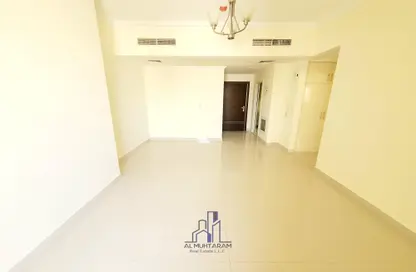 Apartment - 1 Bedroom - 2 Bathrooms for rent in Al Hoor Building - Muwaileh Commercial - Sharjah