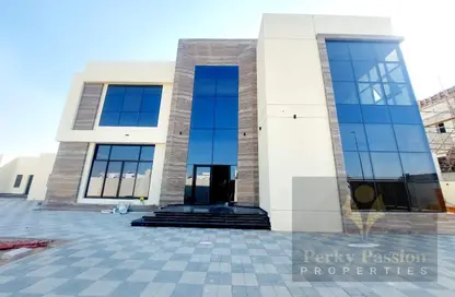 Villa - 4 Bedrooms - 5 Bathrooms for rent in Al Khawaneej 2 - Al Khawaneej - Dubai