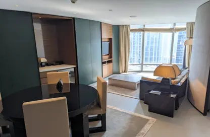 شقة - غرفة نوم - 2 حمامات للبيع في مساكن أرماني - برج خليفة - دبي وسط المدينة - دبي