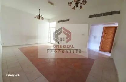 Apartment - 2 Bedrooms - 2 Bathrooms for rent in Falaj Hazzaa - Al Ain