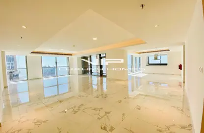 Apartment - 4 Bedrooms - 6 Bathrooms for sale in Noura Tower - Al Habtoor City - Business Bay - Dubai