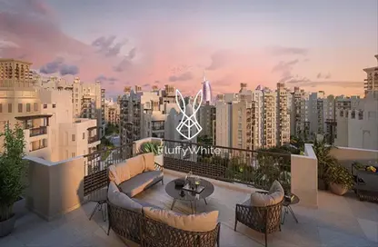 Apartment - 3 Bedrooms - 3 Bathrooms for sale in Al Jazi - Madinat Jumeirah Living - Umm Suqeim - Dubai