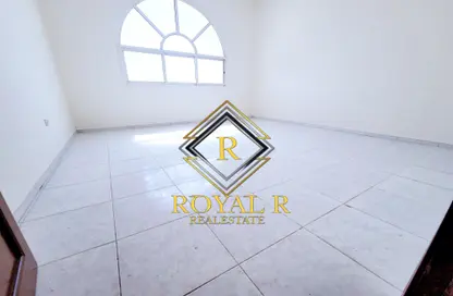 Apartment - 2 Bedrooms - 3 Bathrooms for rent in Hai Al Qalaa - Al Jaheli - Al Ain