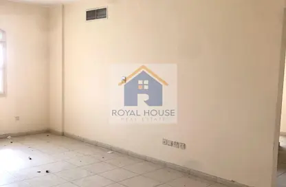 Apartment - 2 Bedrooms - 2 Bathrooms for rent in Al Nabba - Sharjah