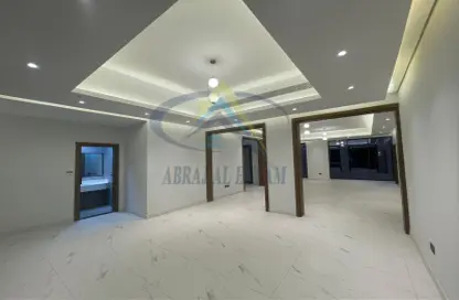 Compound - 5 Bedrooms - 7 Bathrooms for sale in Khalifa City A Villas - Khalifa City A - Khalifa City - Abu Dhabi