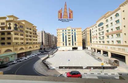 Apartment - 2 Bedrooms - 3 Bathrooms for rent in Muwailih Building - Muwaileh - Sharjah