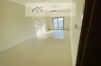 Apartment - 3 Bedrooms - 4 Bathrooms for rent in Al Jurf 2 - Al Jurf - Ajman Downtown - Ajman