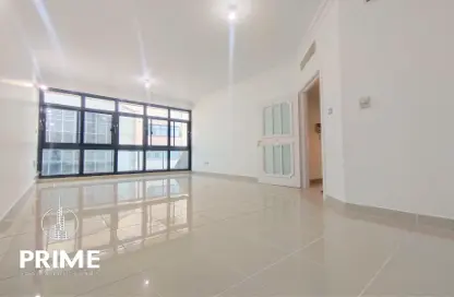 Apartment - 3 Bedrooms - 3 Bathrooms for rent in Airport Road - Abu Dhabi