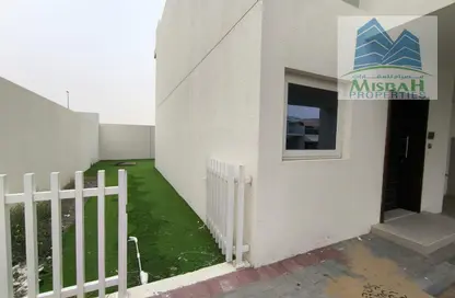 Villa - 3 Bedrooms - 3 Bathrooms for rent in Albizia - Damac Hills 2 - Dubai