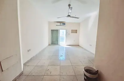 Apartment - 1 Bedroom - 1 Bathroom for rent in Muweileh Community - Muwaileh Commercial - Sharjah