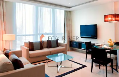 Apartment - 1 Bedroom - 2 Bathrooms for rent in Green Lake Towers - Jumeirah Lake Towers - Dubai