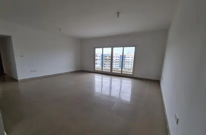 Apartment - 1 Bedroom - 2 Bathrooms for rent in Tower 12 - Al Reef Downtown - Al Reef - Abu Dhabi