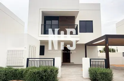 Villa - 4 Bedrooms - 5 Bathrooms for rent in Noya Viva - Noya - Yas Island - Abu Dhabi