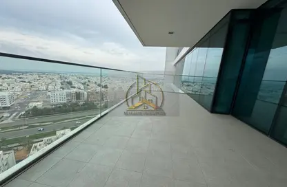 Apartment - 3 Bedrooms - 5 Bathrooms for rent in The View - Danet Abu Dhabi - Abu Dhabi