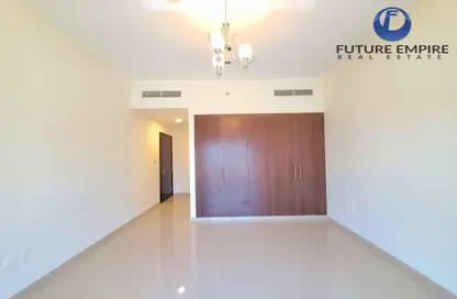 Apartment - 2 Bedrooms - 3 Bathrooms for rent in DuWest Residence - Jumeirah Garden City - Al Satwa - Dubai