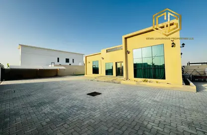 Villa - 3 Bedrooms - 4 Bathrooms for rent in Al Khawaneej 2 - Al Khawaneej - Dubai