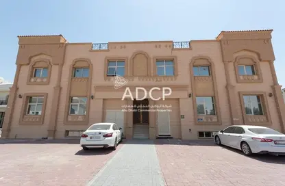 Apartment - 2 Bedrooms - 2 Bathrooms for rent in Al Khabisi - Al Ain